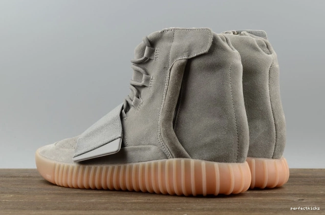 YEEZY BB1840 GREY GLOW LIGHT GUM BOOST DARK 750 ADIDAS 0710